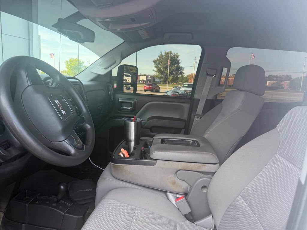 Used 2015 GMC Sierra 2500 4x4 Crew Cab w/ Sierra Convenience Package image 5