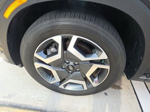 Used 2025 Hyundai Palisade Limited FWD image 10