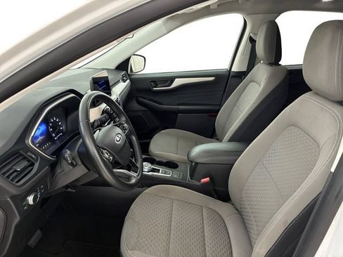 Used 2022 Ford Escape SE w/ Convenience Package FWD image 12