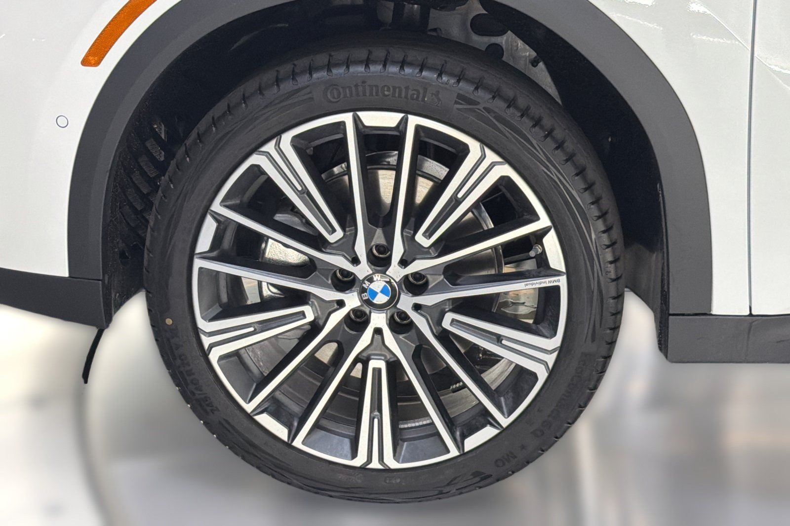 Used 2026 BMW X2 xDrive28i w/ Convenience Package AWD/4WD image 11