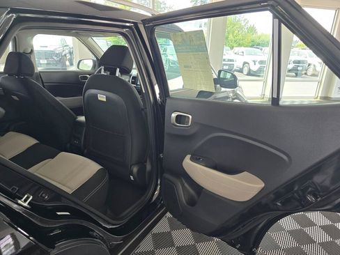 New 2026 Hyundai Venue SEL FWD image 35