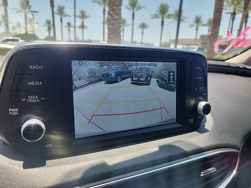 Used 2020 Hyundai Santa Fe SE AWD/4WD image 12