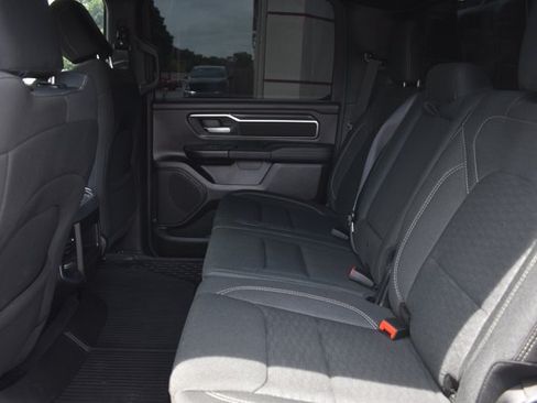 Used 2025 RAM 1500 Big Horn AWD/4WD image 17