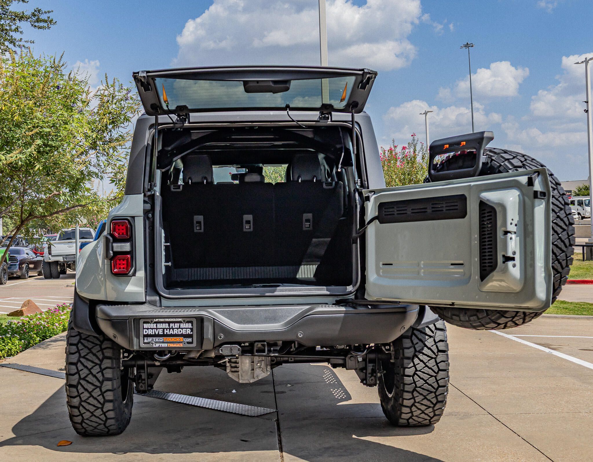 Used 2024 Ford Bronco Raptor AWD/4WD image 9