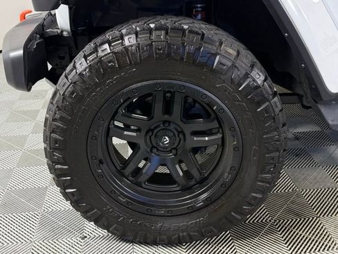 Used 2021 Jeep Gladiator Mojave image 15