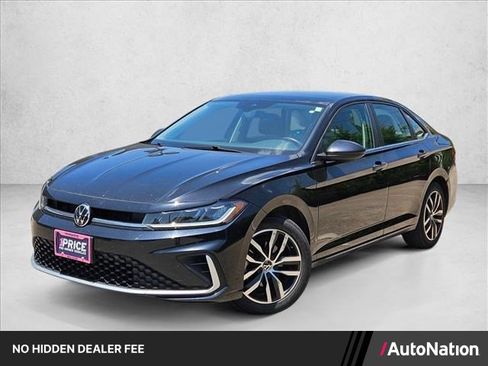 Used 2025 Volkswagen Jetta SE FWD image 1