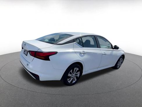 Used 2023 Nissan Altima 2.5 S FWD image 15