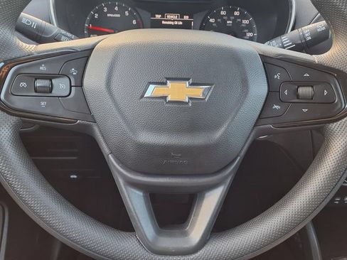 Used 2023 Chevrolet TrailBlazer LT FWD image 13