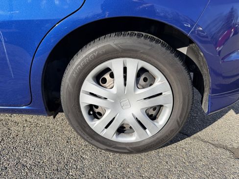 Used 2010 Honda Fit BASE image 9