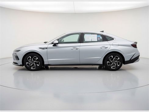 Used 2024 Hyundai Sonata SEL image 8