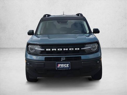 Used 2023 Ford Bronco Sport Outer Banks w/ Tech Package AWD/4WD image 2