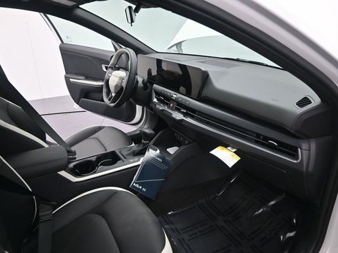 New 2026 Kia K4 GT-Line image 21