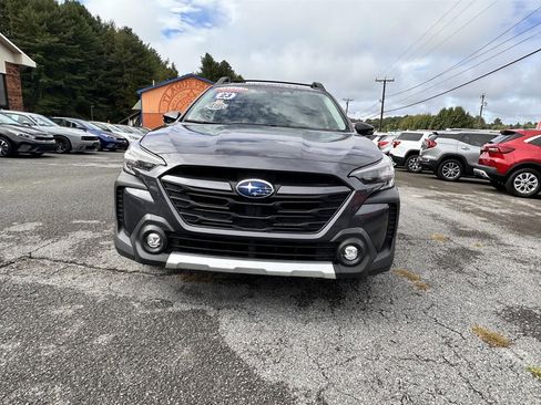Used 2023 Subaru Outback Limited XT image 2
