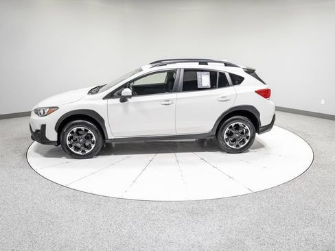 Used 2021 Subaru Crosstrek 2.0i Premium w/ Moonroof Package AWD/4WD image 34
