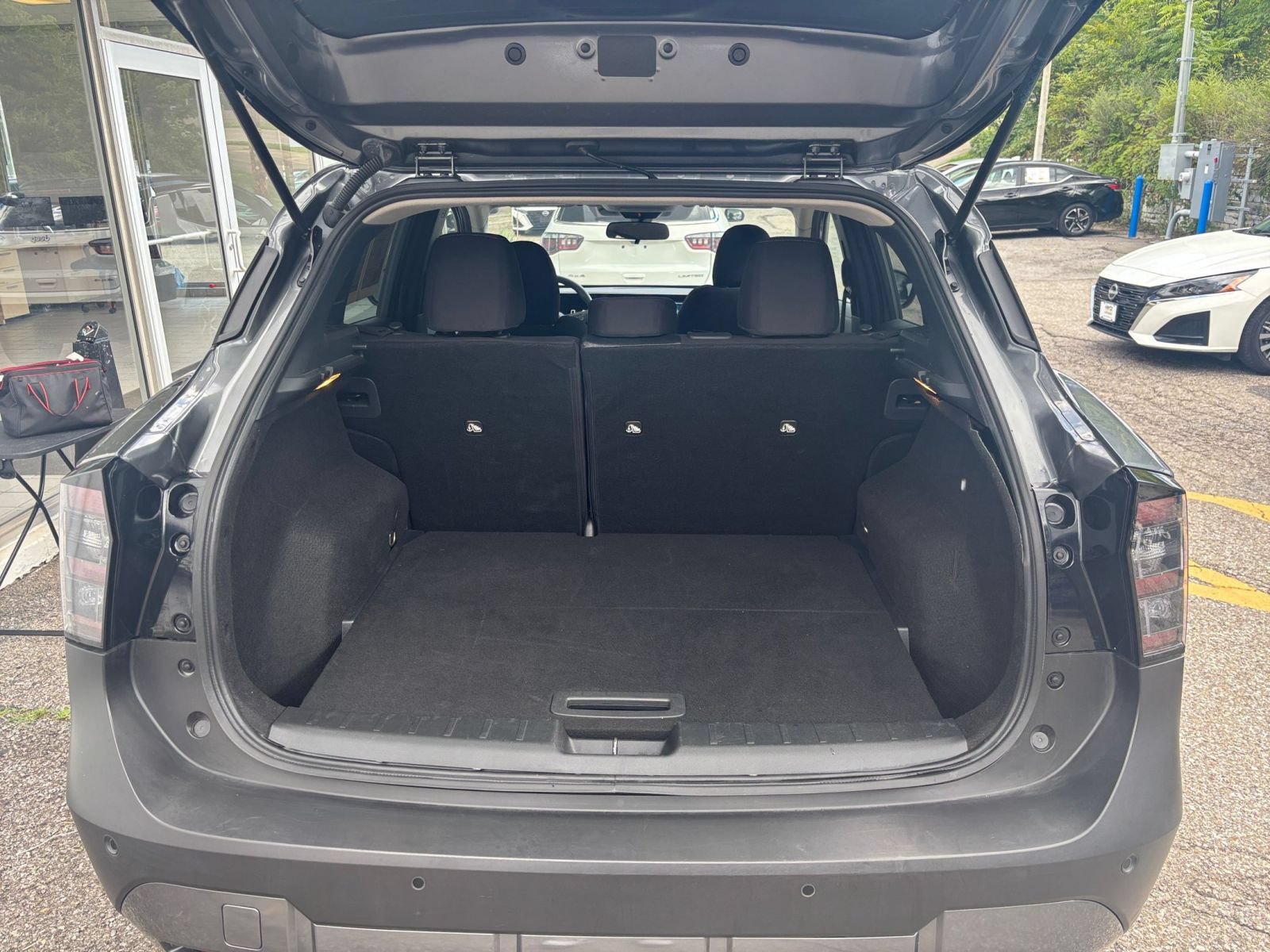 Used 2026 Nissan Kicks SV w/ Cold Weather Package FWD image 29