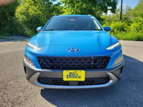 Used 2022 Hyundai Kona Limited AWD/4WD image 2