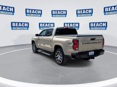 Used 2023 Chevrolet Colorado Z71 w/ Z71 Convenience Package 2 AWD/4WD image 6