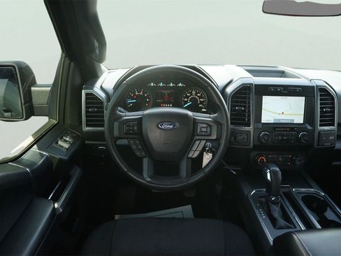 Used 2020 Ford F150 XLT w/ Equipment Group 302A Luxury AWD/4WD image 21