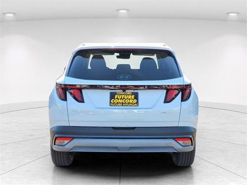 New 2025 Hyundai Tucson SEL image 4