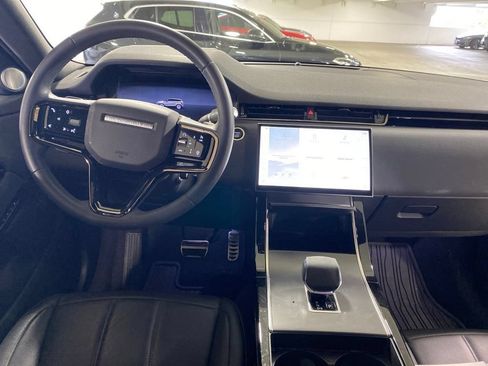Used 2024 Land Rover Range Rover Evoque Dynamic SE AWD/4WD image 10
