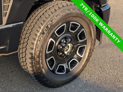 Used 2025 Ford F350 Platinum image 12