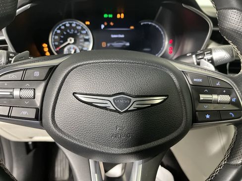Used 2024 Genesis G70 2.5T image 16