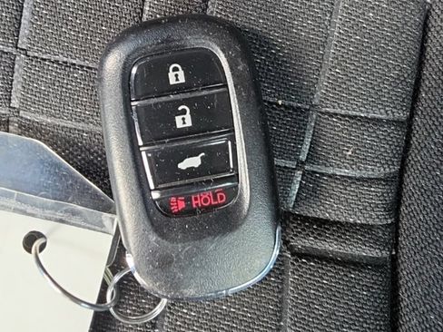 Certified 2023 Honda HR-V LX image 32