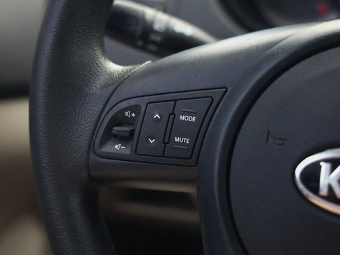 Used 2012 Kia Forte LX FWD image 26