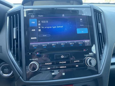 Used 2022 Subaru Crosstrek 2.5i Sport w/ Moonroof Package image 15