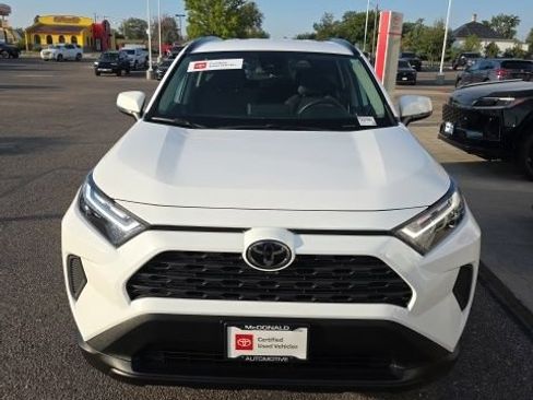 Used 2025 Toyota RAV4 XLE AWD/4WD image 9