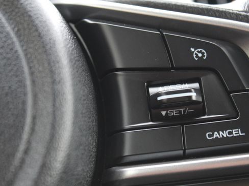 Used 2018 Subaru Crosstrek 2.0i Limited image 21