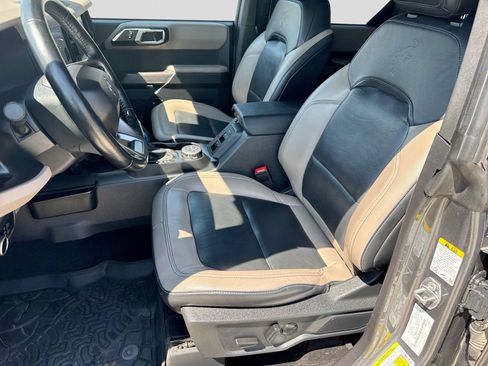 Used 2023 Ford Bronco Wildtrak AWD/4WD image 16