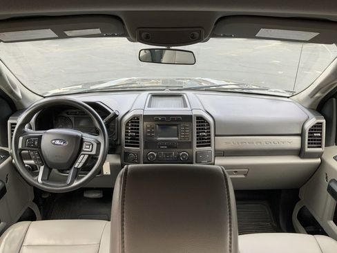 Used 2019 Ford F250 XL w/ Power Equipment Group image 13