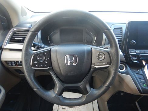 Used 2019 Honda Odyssey EX image 12