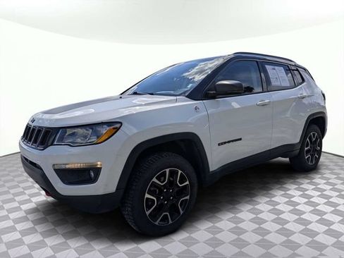 Used 2021 Jeep Compass Trailhawk AWD/4WD image 7