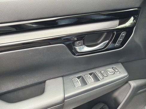 Used 2023 Honda CR-V EX-L image 9