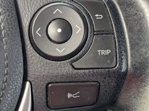 Used 2017 Toyota RAV4 XLE w/ Plus Extra Value Package image 10