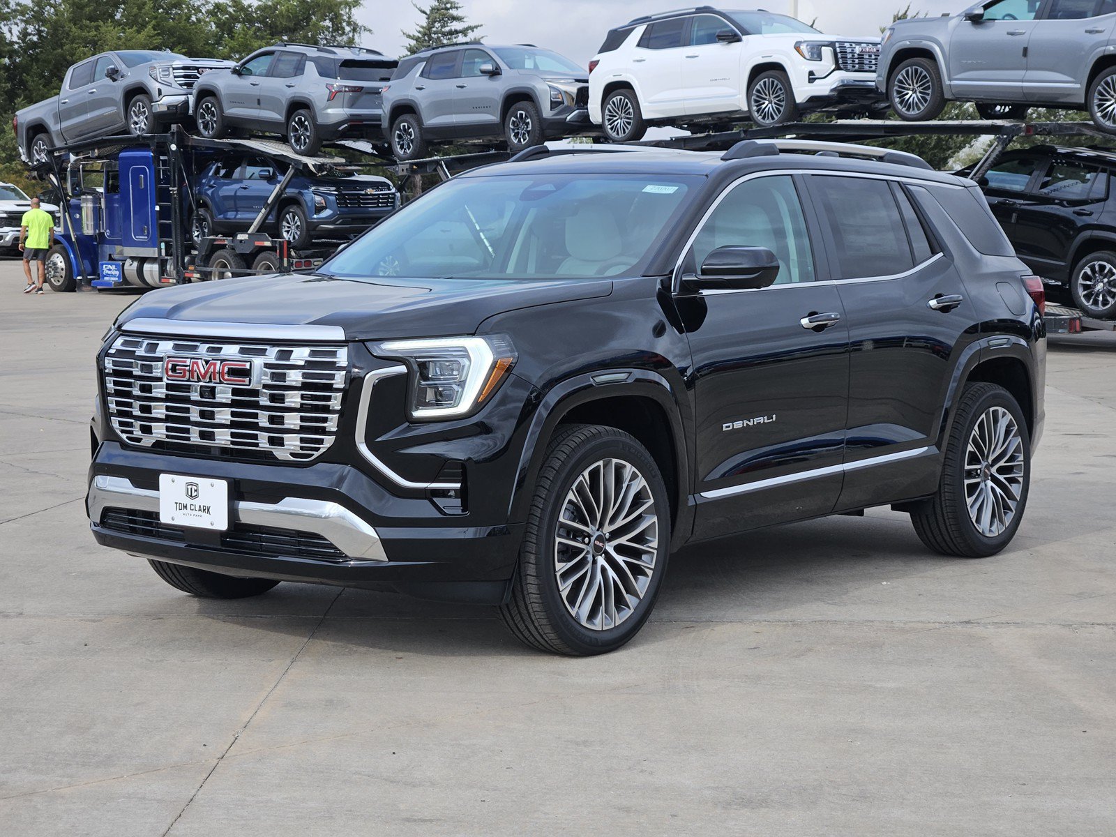 New 2027 GMC Terrain Denali AWD/4WD image 2