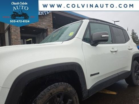 Used 2021 Jeep Renegade Limited w/ Sun & Sound Group image 4