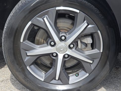 Used 2023 Honda HR-V EX-L image 12
