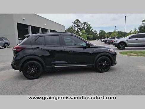 Used 2023 Nissan Kicks SR FWD image 34
