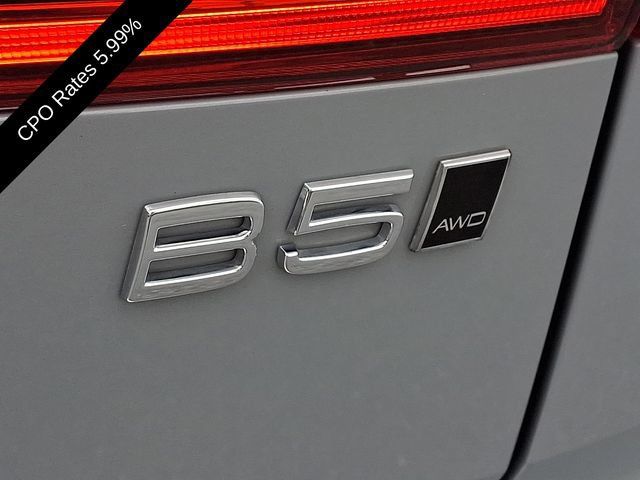 Certified 2024 Volvo XC60 B5 Plus w/ Protection Package Premier AWD/4WD image 35