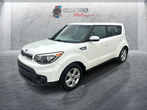 Used 2019 Kia Soul w/ Convenience Package FWD image 1
