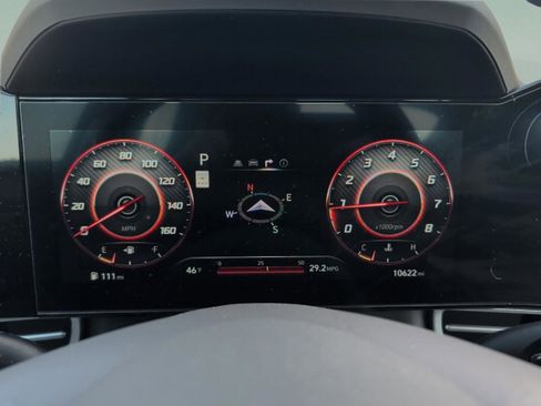 Used 2024 Hyundai Elantra SEL image 16