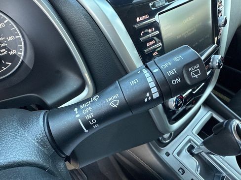 Used 2021 Nissan Murano SV image 31