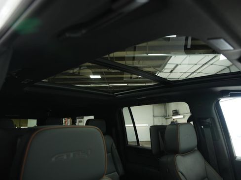 New 2026 GMC Yukon XL AT4 w/ AT4 Premium Plus Package AWD/4WD image 22