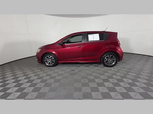 Used 2018 Chevrolet Sonic LT w/ Convenience Package FWD image 57