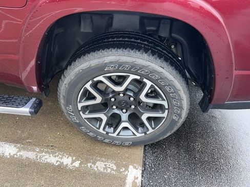 Certified 2025 RAM 1500 Laramie w/ Sport Appearance Package image 10