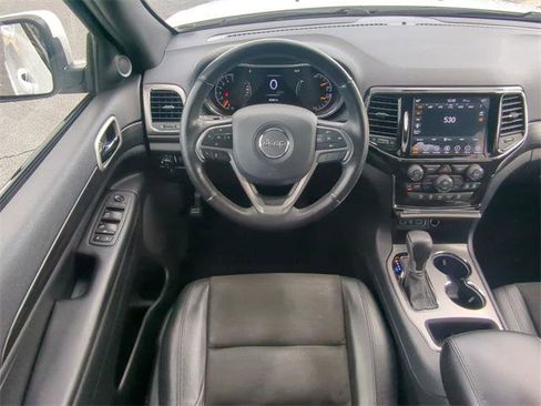 Certified 2020 Jeep Grand Cherokee Altitude image 19