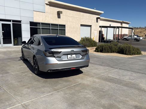 Used 2018 Honda Accord Sport image 6